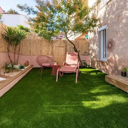 Apartment Joli Petit Cocon Et Sa Jolie Terrasse Lesclesdenicole Hyeres
